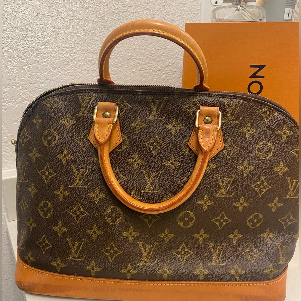 LV Alma PM /COA from Entrupy 💯🔥💞